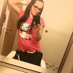 Meet your Posher, Kelley